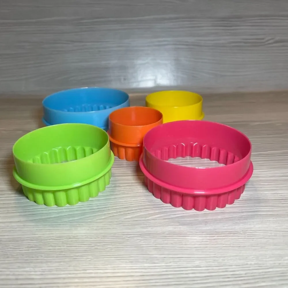 Way to Celebrate! | 5 Piece Double Sided Circle and Scalloped Cookie Cutters